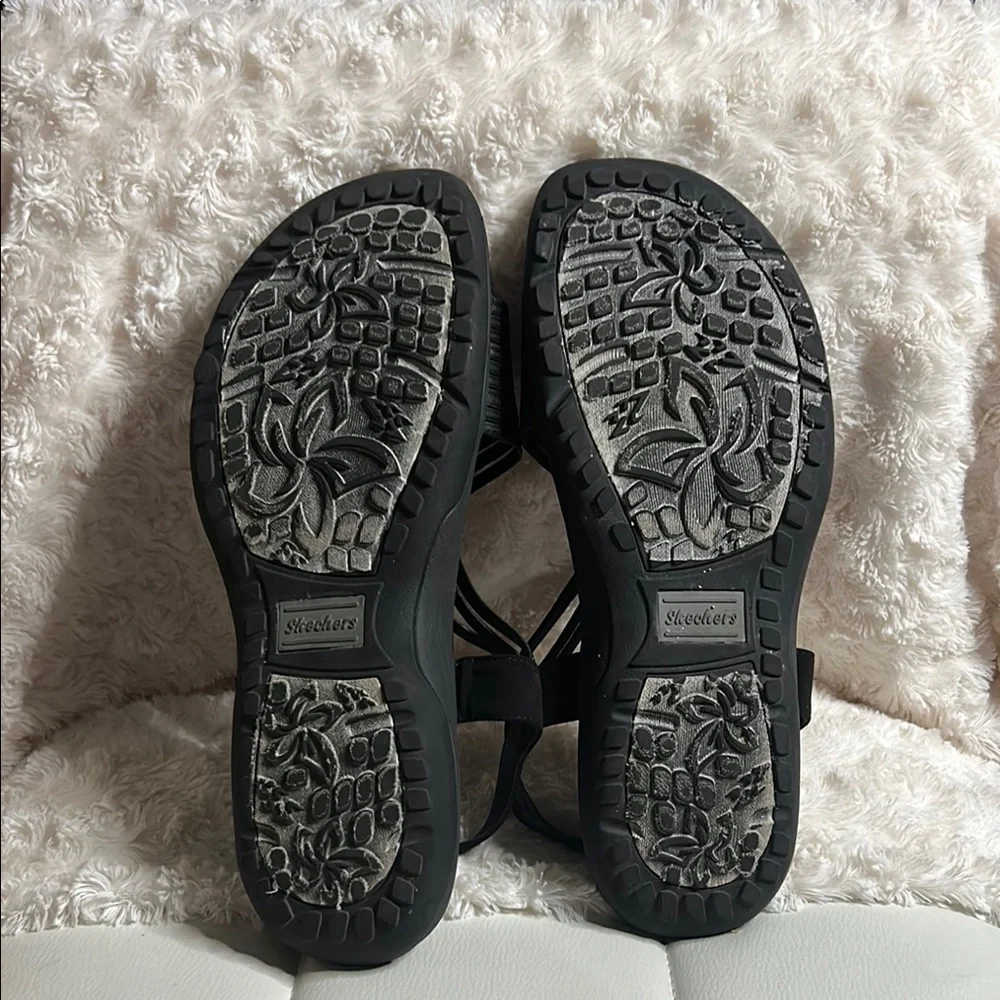 Skechers Black Sandals with Ruched Straps ZIZE 11 - Picture 13 of 13